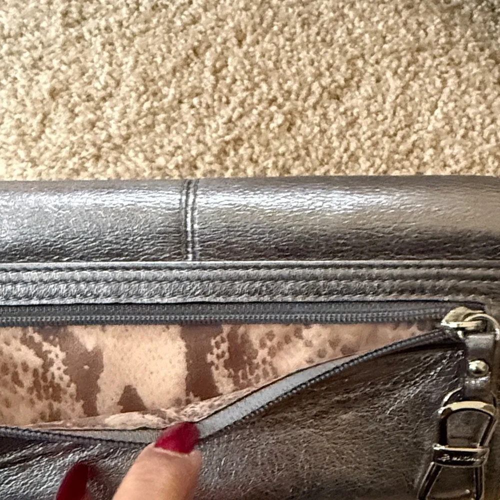 B. Makowsky Metallic Chain Wallet